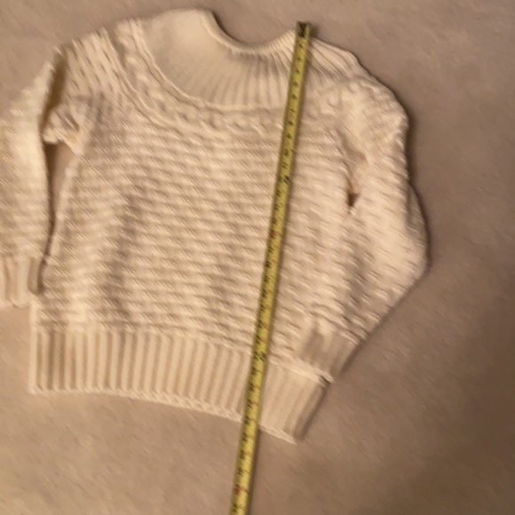 Premises Oversized Sweater - Picture 10 of 11